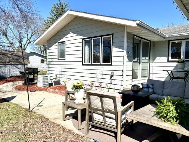 907 Lamar Drive, Milton, WI 53563