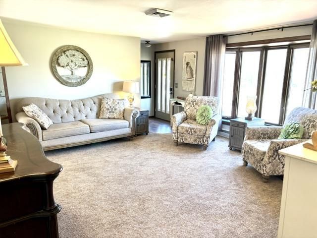 907 Lamar Drive, Milton, WI 53563