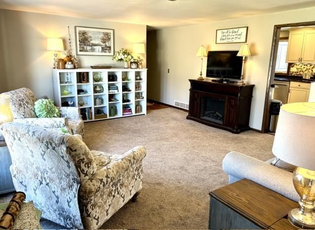 907 Lamar Drive, Milton, WI 53563