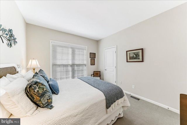 131 VIOLET DR, Kennett Square, PA 19348