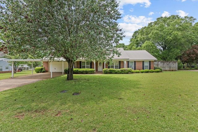 103 Roanoke Way, Dothan, AL 36305
