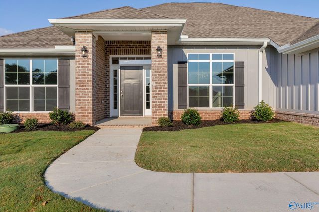 112 Ridgeland Trail, Huntsville, AL 35810