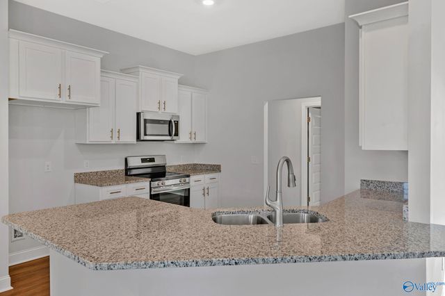 112 Ridgeland Trail, Huntsville, AL 35810