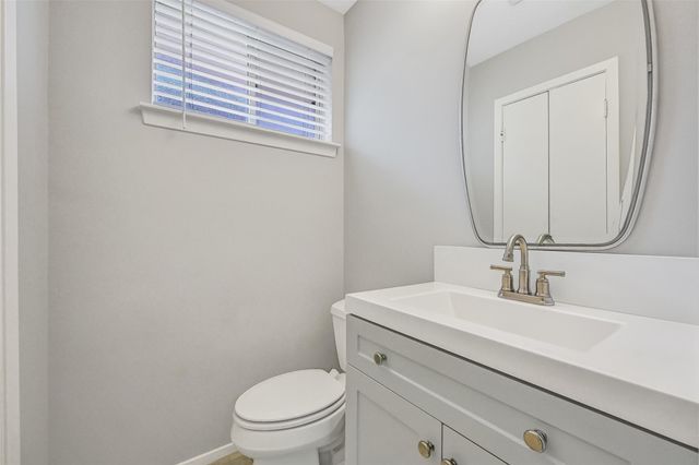 107 Stratmore Drive, Friendswood, TX 77546