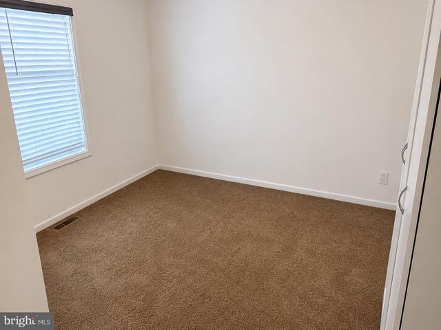 22 BALTIMORE DR., Manahawkin, NJ 08050