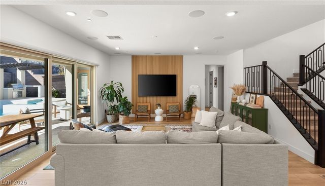 237 Wilson Ridge Street, Las Vegas, NV 89138