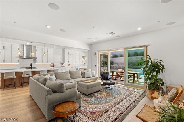 237 Wilson Ridge Street, Las Vegas, NV 89138