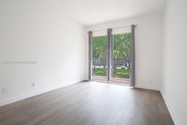 1301 SW 135th Ter 205J, Pembroke Pines, FL 33027