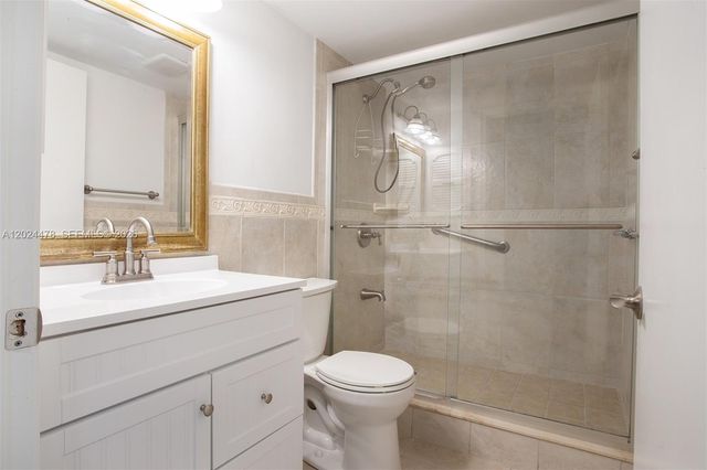 1301 SW 135th Ter 205J, Pembroke Pines, FL 33027