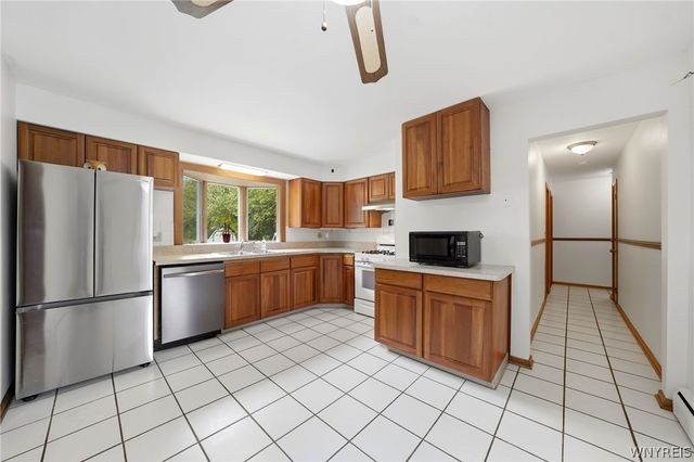 5676 Homestead Road, Boston, NY 14075