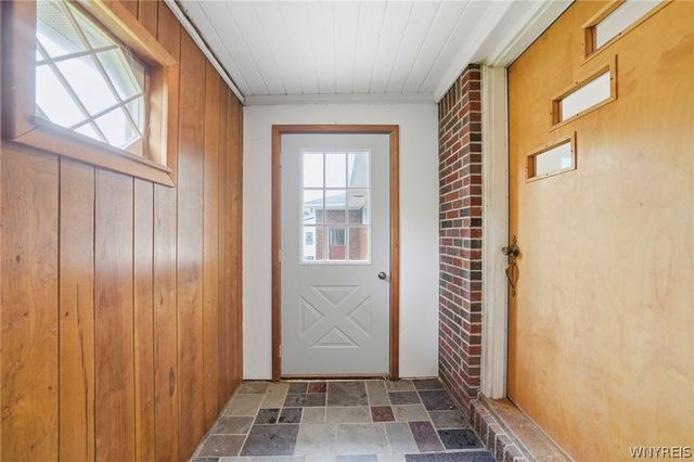 5676 Homestead Road, Boston, NY 14075