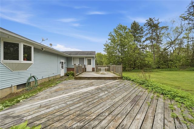 5676 Homestead Road, Boston, NY 14075