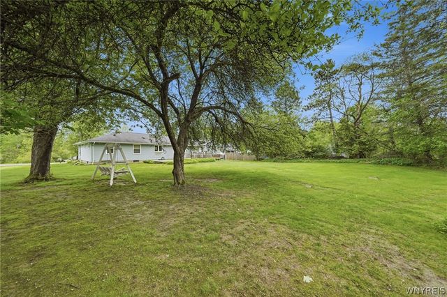 5676 Homestead Road, Boston, NY 14075