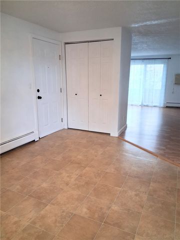 381 Old River Road 3, Lincoln, RI 02838