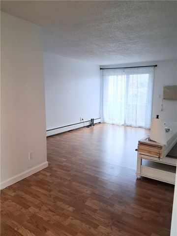 381 Old River Road 3, Lincoln, RI 02838