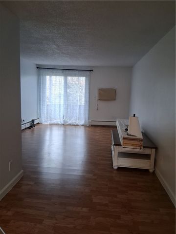 381 Old River Road 3, Lincoln, RI 02838