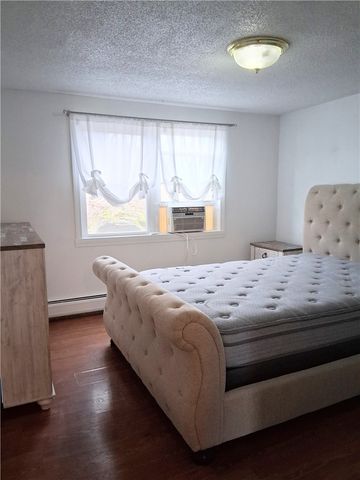 381 Old River Road 3, Lincoln, RI 02838