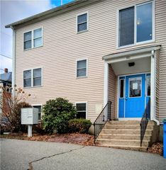 381 Old River Road 3, Lincoln, RI 02838