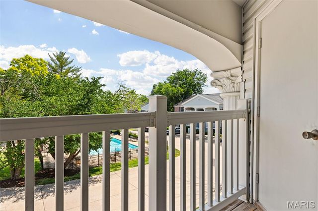 1961 Marine Terrace Drive L, St Louis, MO 63146