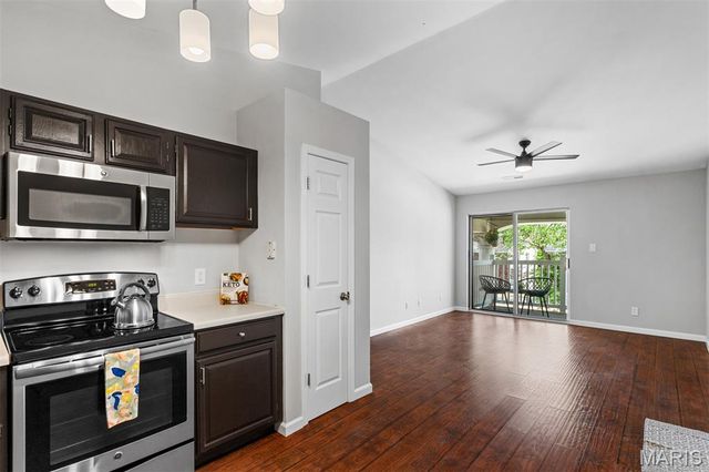 1961 Marine Terrace Drive L, St Louis, MO 63146