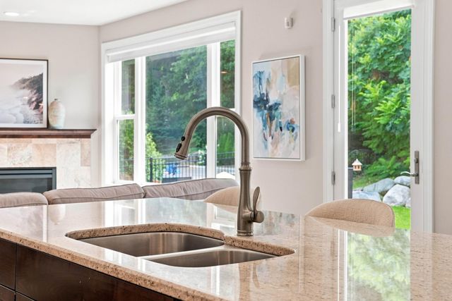 3025 Fairway Drive, Chaska, MN 55318
