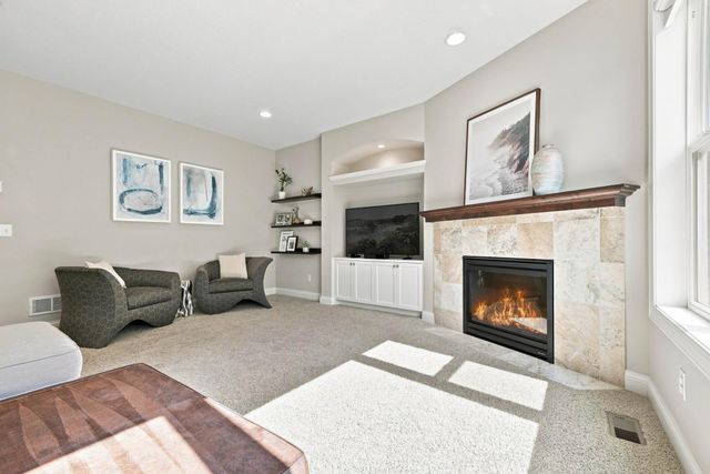 3025 Fairway Drive, Chaska, MN 55318