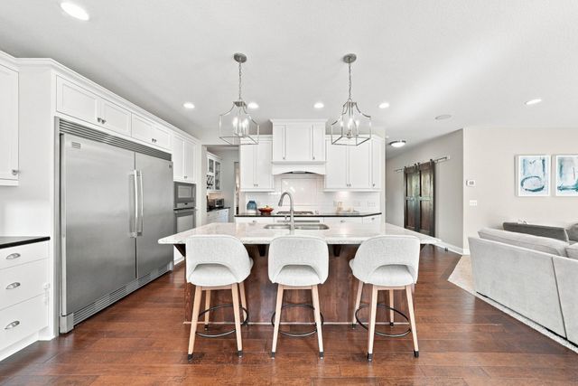 3025 Fairway Drive, Chaska, MN 55318