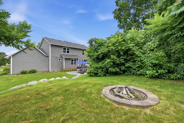 3025 Fairway Drive, Chaska, MN 55318