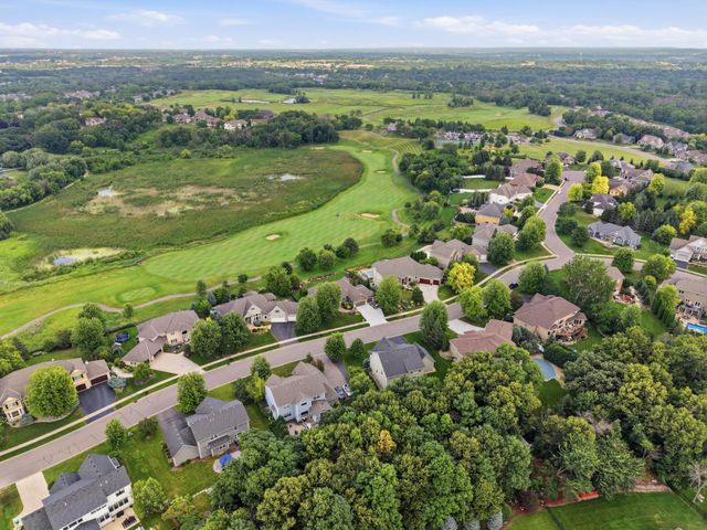 3025 Fairway Drive, Chaska, MN 55318