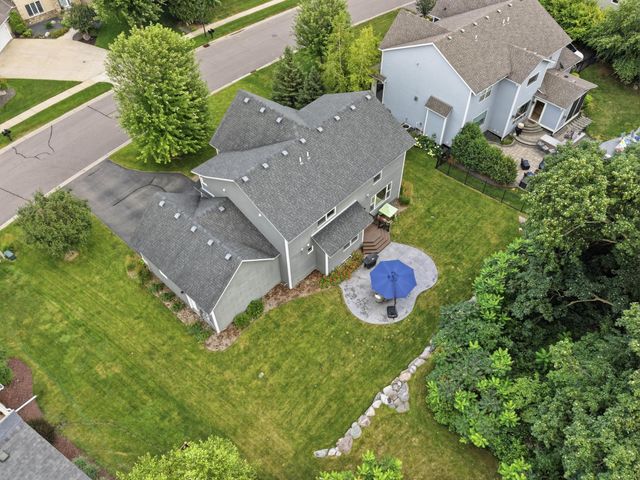 3025 Fairway Drive, Chaska, MN 55318