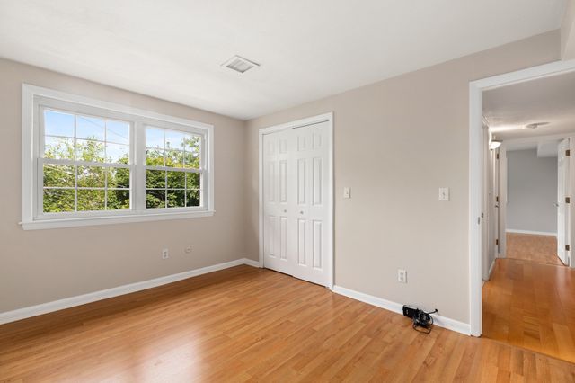 1 Centre St 9, Canton, MA 02021