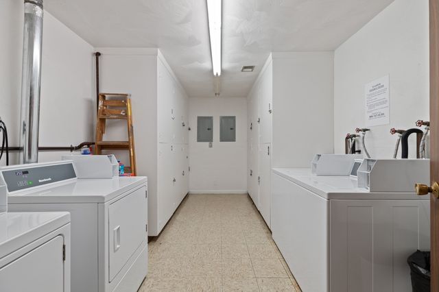 1 Centre St 9, Canton, MA 02021