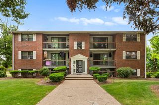 1 Centre St 9, Canton, MA 02021