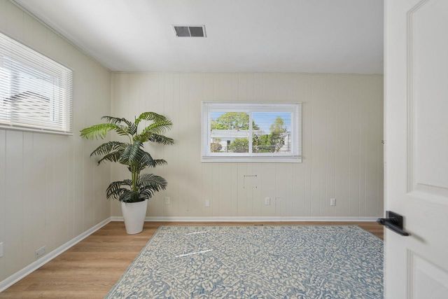 6532 Euclid AVENUE, Milwaukee, WI 53219