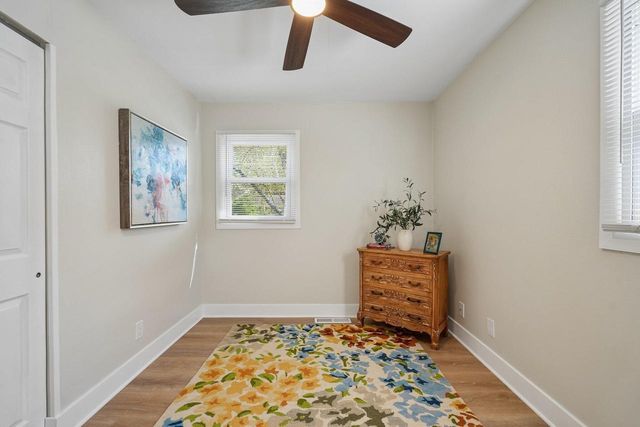 6532 Euclid AVENUE, Milwaukee, WI 53219
