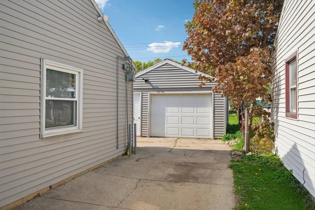 6532 Euclid AVENUE, Milwaukee, WI 53219