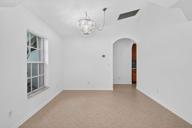 482 NW Sunflower Place, Jensen Beach, FL 34957