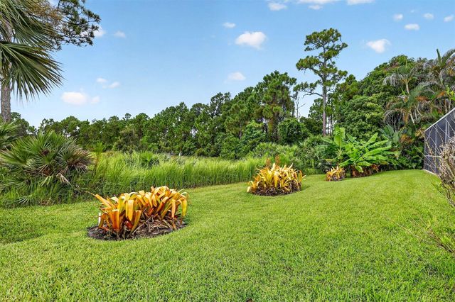 482 NW Sunflower Place, Jensen Beach, FL 34957