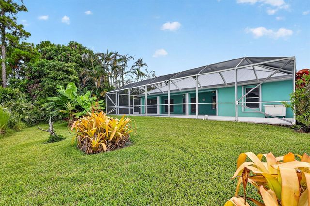 482 NW Sunflower Place, Jensen Beach, FL 34957
