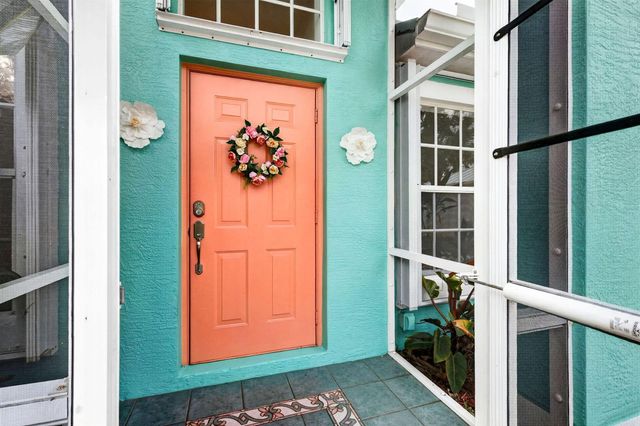 482 NW Sunflower Place, Jensen Beach, FL 34957