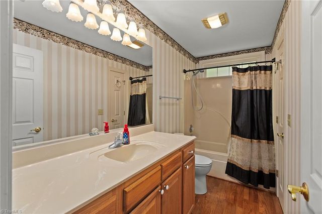 1239 Blackberry Ridge Road, High Point, NC 27265