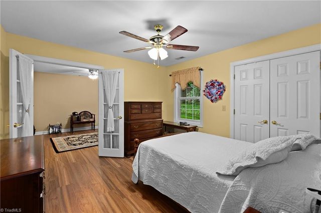 1239 Blackberry Ridge Road, High Point, NC 27265