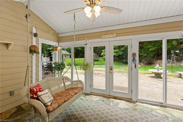1239 Blackberry Ridge Road, High Point, NC 27265