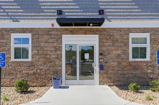 7 Cross St 305U, Wilmington, MA 01887