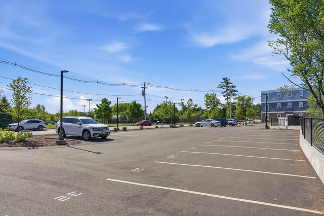 7 Cross St 305U, Wilmington, MA 01887