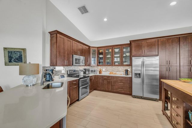 5902 Walnut Park Lane, Fort Pierce, FL 34951