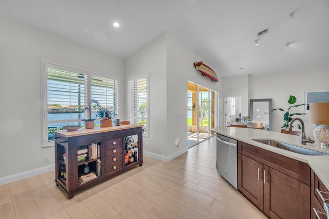 5902 Walnut Park Lane, Fort Pierce, FL 34951