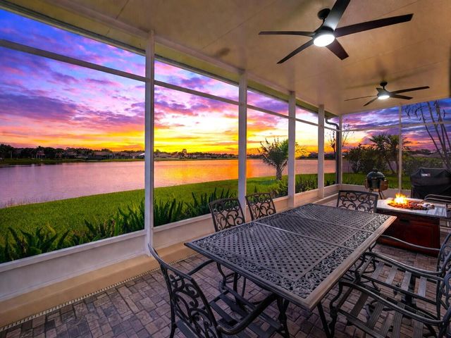 5902 Walnut Park Lane, Fort Pierce, FL 34951