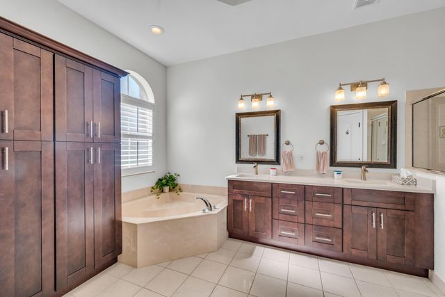 5902 Walnut Park Lane, Fort Pierce, FL 34951