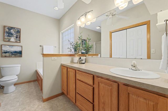 13901 E Whitewood St, Wichita, KS 67230